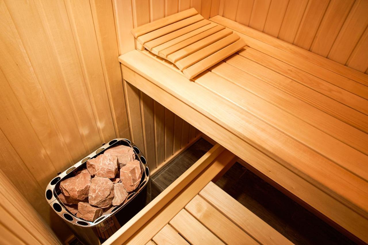 Sauna, Big Jacuzzi , Khreshchatyk Apartments Kyjev Exteriér fotografie