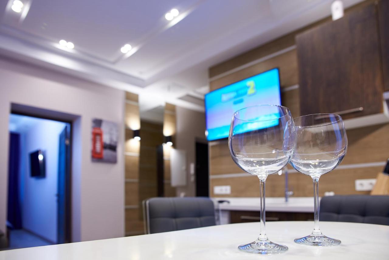 Sauna, Big Jacuzzi , Khreshchatyk Apartments Kyjev Exteriér fotografie